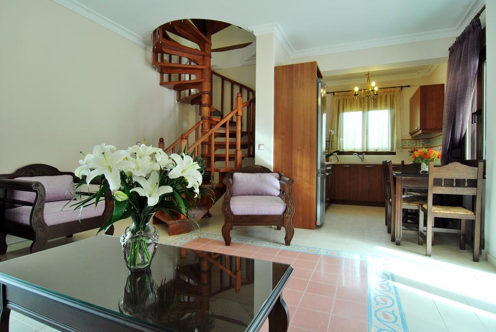 Kerveli Luxury Villa Exterior foto